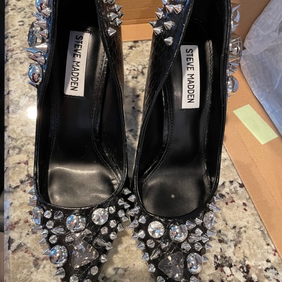 Steve Madden,  Veronica Stilettos, size 7 - Picture 3 of 8